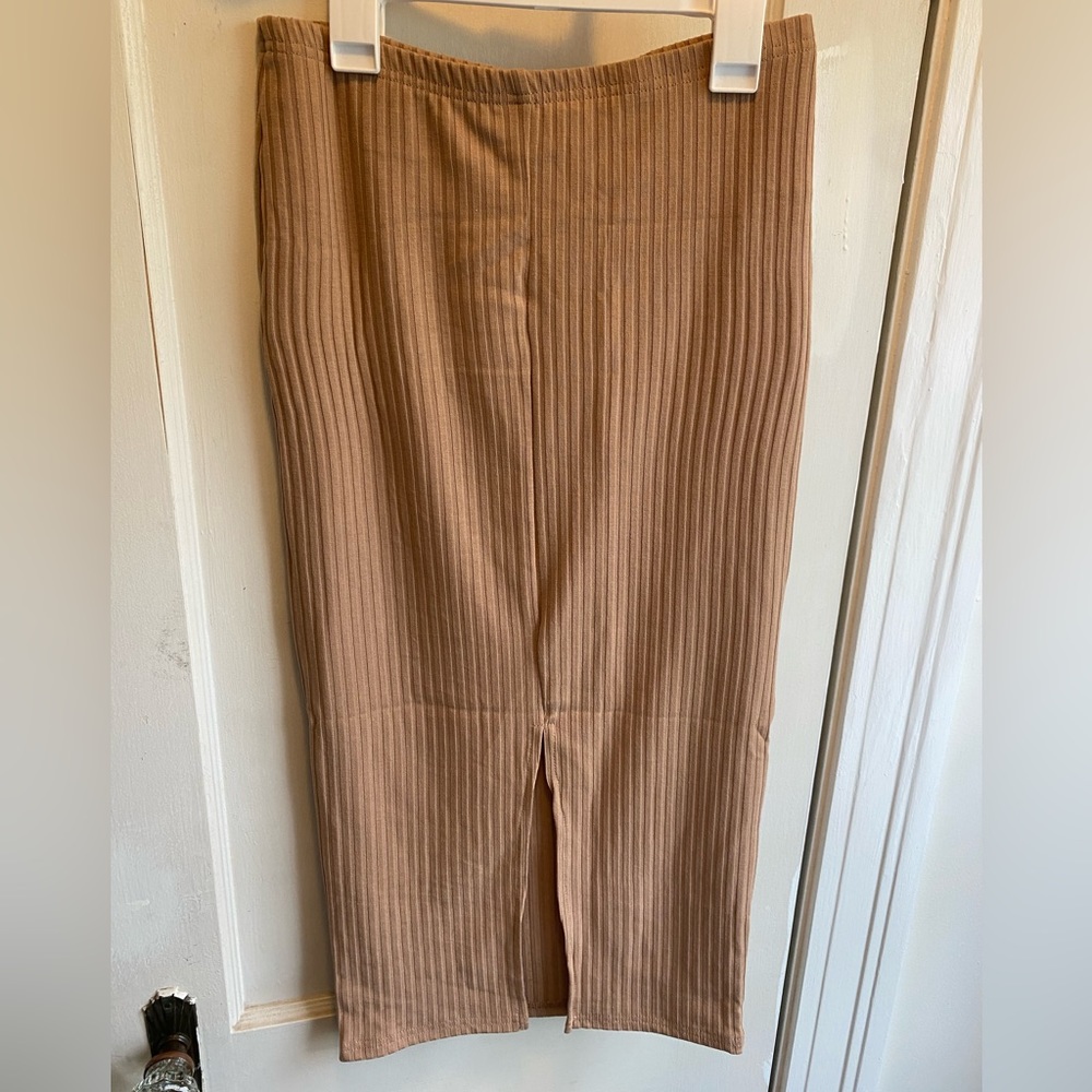 Bodycon midi cotton skirt
